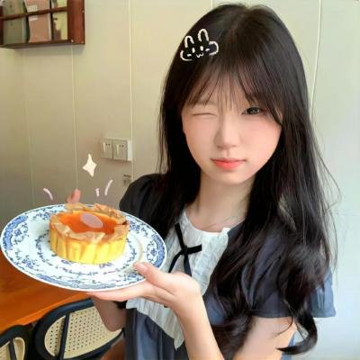美丽与动人海报